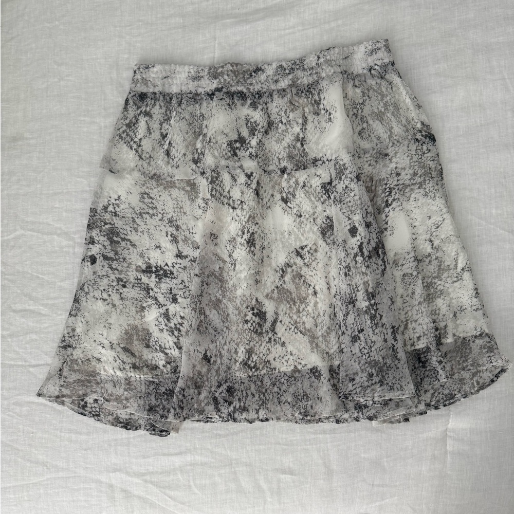 Banana Republic Gray Snake Print Mini Skirt